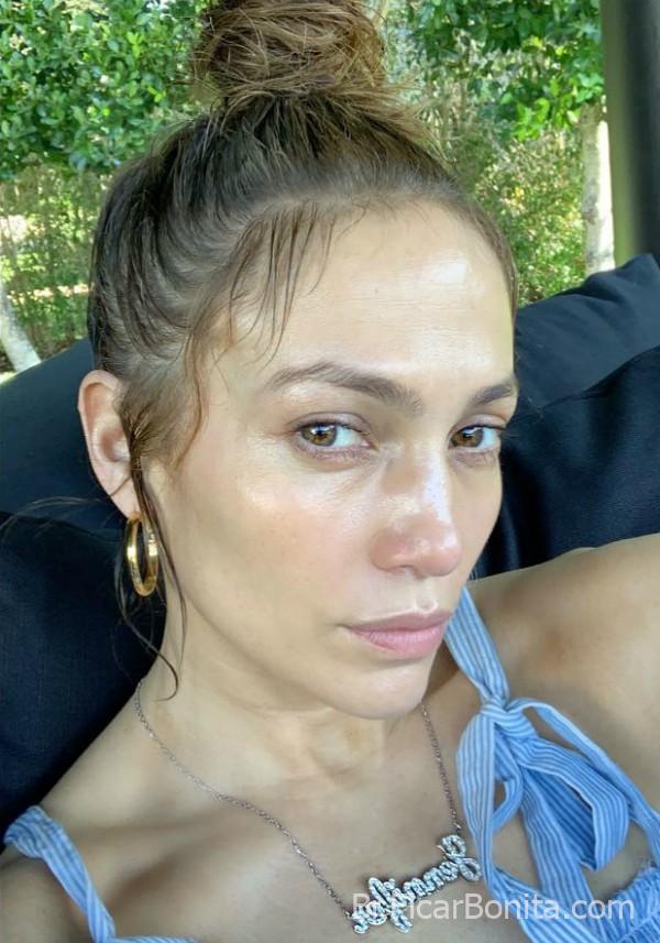 jennifer lopez sem maquiagem artistas famosas