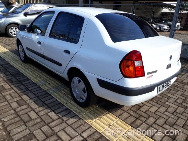 Renault Clio Sedan