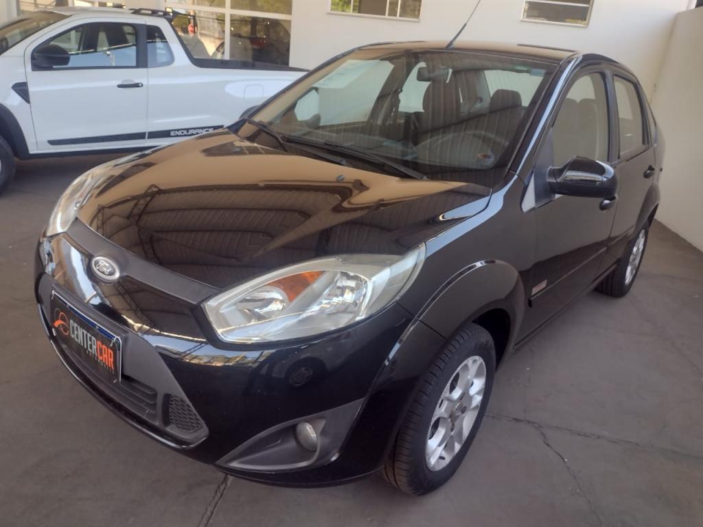 Ford Fiesta Rocam 1.6 sedã