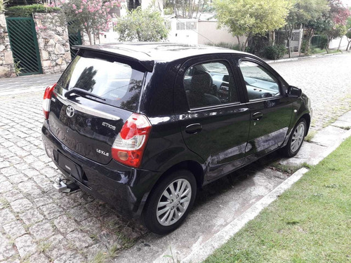 Toyota Etios XLS 1.5 hatch