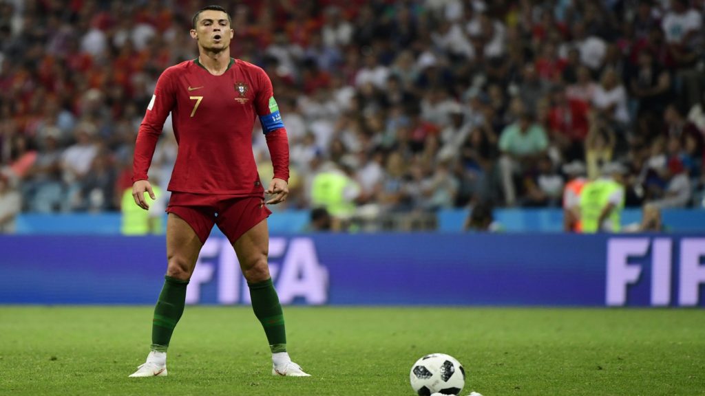 As pernas de Cristiano Ronaldo foram seguradas por mais de 100 milhões de euros