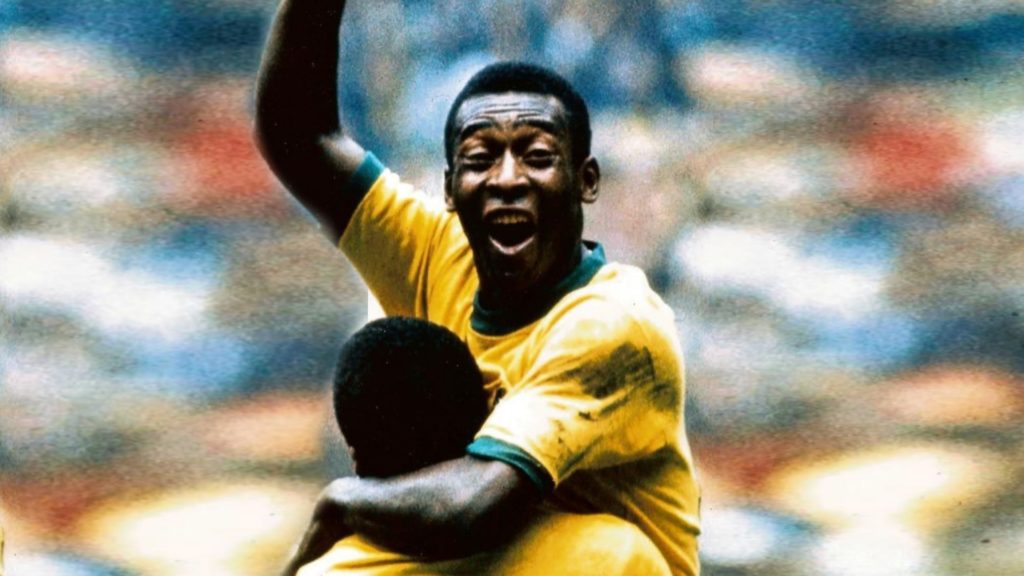 Pelé marcou mais de 100 hat tricks no futebol