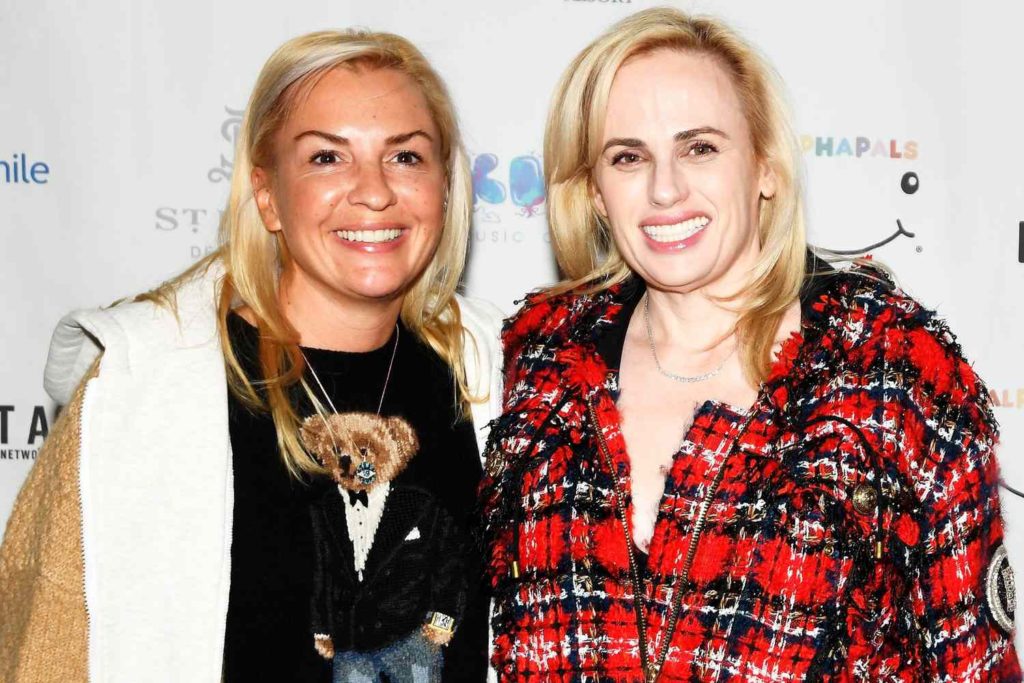 Rebel Wilson e Ramona Agruma