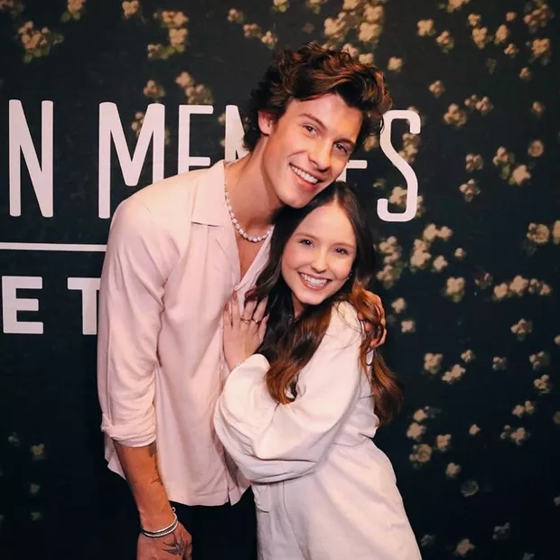 Larissa Manoela com Shawn Mendes