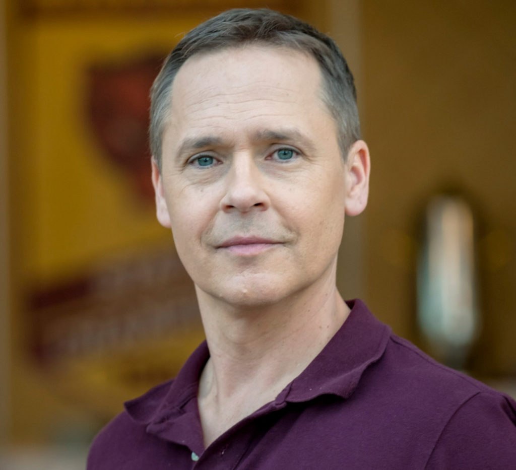 Chad Lowe