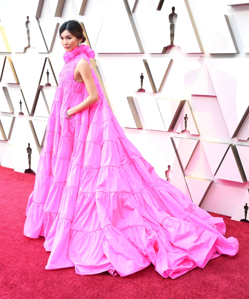 Gemma Chan em Valentino, 2019